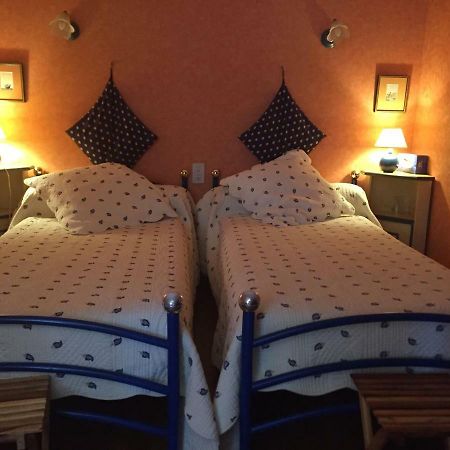 Bed and Breakfast Domaine De Brousson La Tour-sur-Orb Экстерьер фото